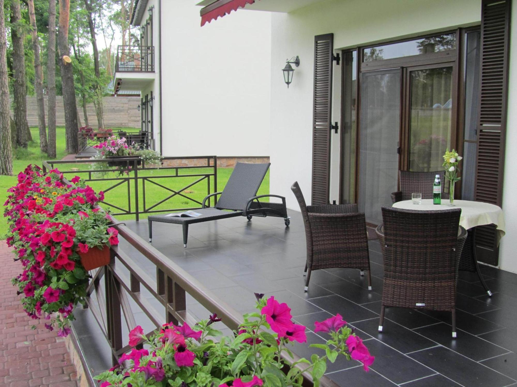 Park-Hotel Kidev Chubynske Exterior foto